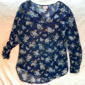 MOSSIMO Blue floral top 3/4 sleeve size Med
